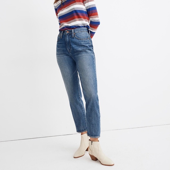 Madewell Denim - NWT Madewell The Momjean in Downey Wash